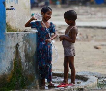 ඉන්දියාව උණුසුම් වෙයි